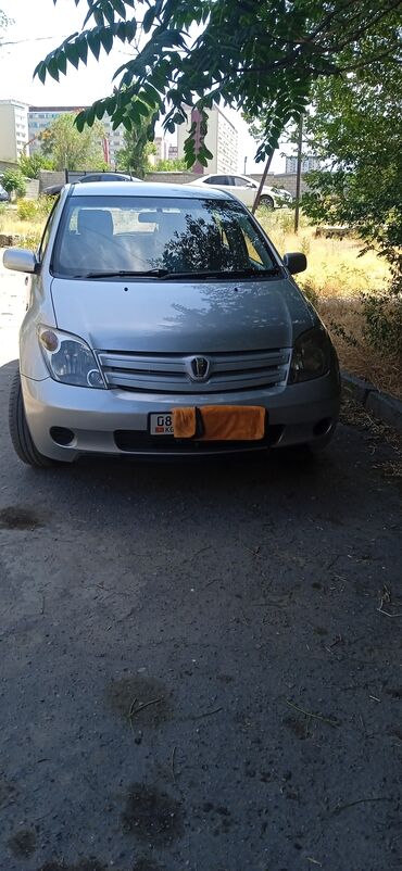 toyota карина: Toyota ist: 2003 г., 1.3 л, Автомат, Бензин, Хэтчбэк