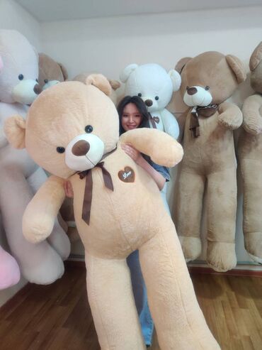 Игрушки: 🧸Огромная мишка 1,8м 🔥🔥🔥 🧸60 см 1000 сом (Бесплатная доставка) 🧸80 — 22