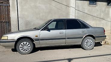 Mazda 626: 1990 г., Седан