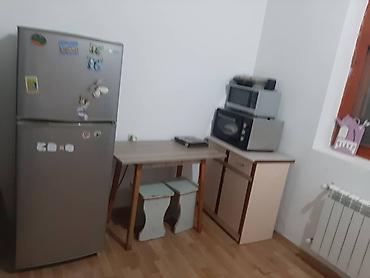 Uzunmüddətli kirayə evlər: 90 kv. m, 3 otaqlı -da lalafo.az — 8 Uzunmüddətli kirayə evlər: 90 kv. m, 3 otaqlı — 8