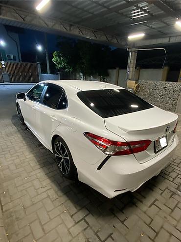 Toyota: Toyota Camry: 2017 г., 2.5 л, Автомат, Гибрид, Седан — 1