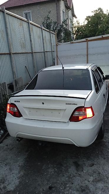 Daewoo Nexia: 2011 г., 1.5 л, Механика, Бензин, Седан