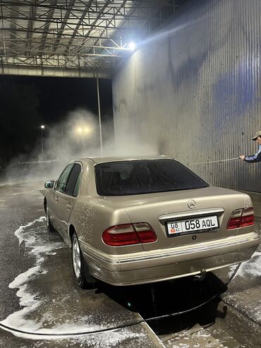 куплю авариний машина: Mercedes-Benz E-Class: 2001 г., 2 л, Механика, Газ, Седан