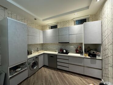 вытяжка встроенная в шкаф 50: Membran mətbəx mebeli satılır 650₼. Əla vəziyyətdədir. Üzərində