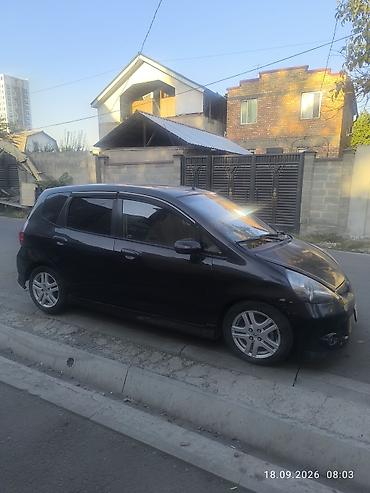 s 63: Сдаю Honda Jazz, Долгосрочно, Без водителя, | Залог — 1