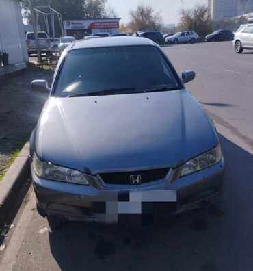 Honda: Honda Accord: 2000 г., 2 л, Бензин, Седан