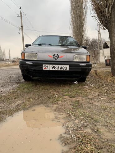Volkswagen: Volkswagen Passat Variant: 1989 г., 1.8 л, Механика, Бензин, Универсал — 11