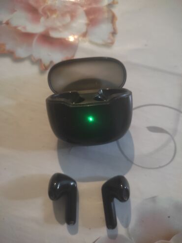 андроид тв бокс: Qulaqcıq: True Wireless (TWS) Bluetooth qulaqlıqlar Rəng: Qara