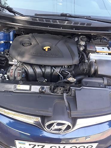 Hyundai: Hyundai Elantra: 1.8 l | 2014 il Sedan — 16