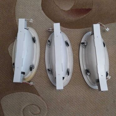 Bra, divar lampaları: Divar lampaları,spotlar,,tək kolbalı-20,üç ədəd spot-18,kvadrat isə-5 — 6