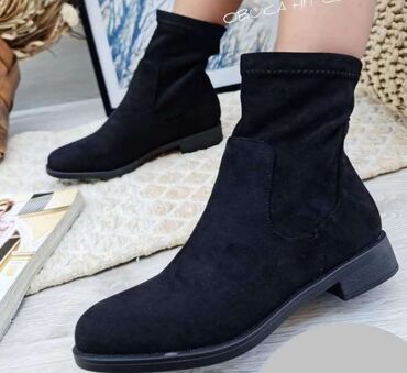 sandale bez boje: Ankle boots