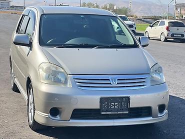 тоета раум: Toyota Raum: 2003 г., 1.5 л, Автомат, Бензин, Минивэн — 3