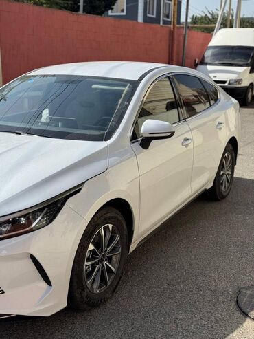 BYD: BYD Destroyer 05: 1.5 l | 2024 il 9598 km Sedan — 2