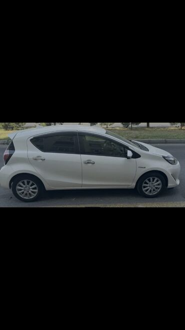 Toyota: Toyota Aygo: 1.5 l | 2018 il Hetçbek