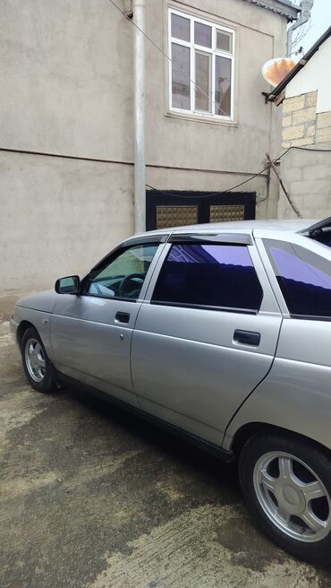 VAZ (LADA): LADA 2112 (VAZ 2112) – gümüşü rəngdə, 5 qapılı hetçbek — 1