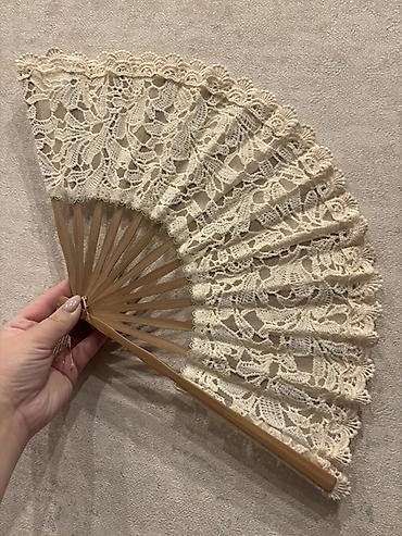 xanim: Dantel əl yelpiri - Material: Təbii ağac gövdəciklər və krem rəngli — 1