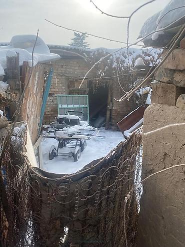 Продажа коттеджей и домов: 🏠 Срочно 🚨 Продаётся 2-комнатная квартира в г. Каинда (Чуйская — 4