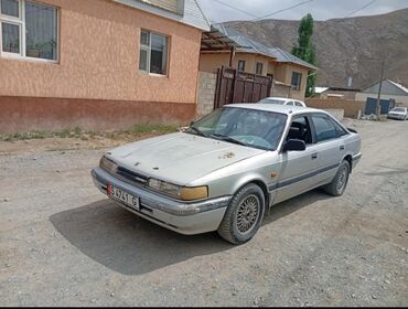 Mazda: Mazda 626: 1989 г., 2 л, Механика, Бензин, Хэтчбэк