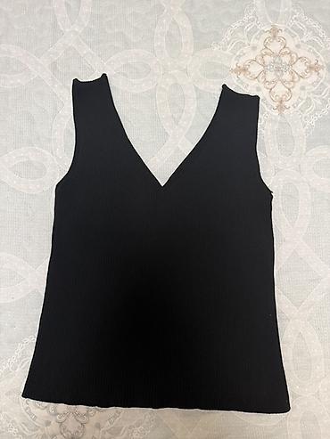 cins pencəklər: Qara rəngli qadın maykası/top - Brend: Dilvin (etiketi qopub) - Model — 1