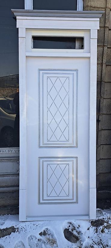 Двери для подъездов: Деревянные межкомнатные/входные двери с верхним световым фрамугом — 38