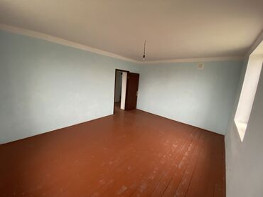 Həyət evləri və villaların satışı: 3 otaqlı, 81 kv. m, Kredit yoxdur, Orta təmir — 14