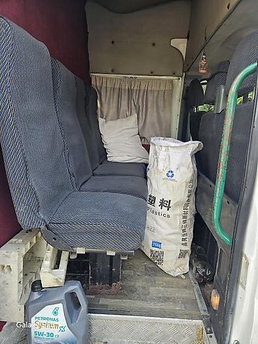 Ford Transit: 2010 г., 2.4 л, Механика, Дизель, Фургон — 4