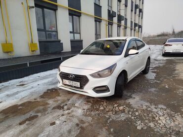 Hyundai: Hyundai Solaris: 2017 г., 1.4 л, Механика, Бензин, Седан