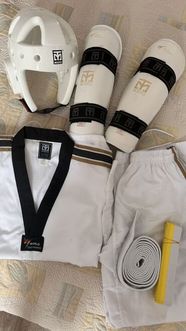 мма форма: Комплект для тхэквондо MOOTO (сертификация World Taekwondo): - Шлем