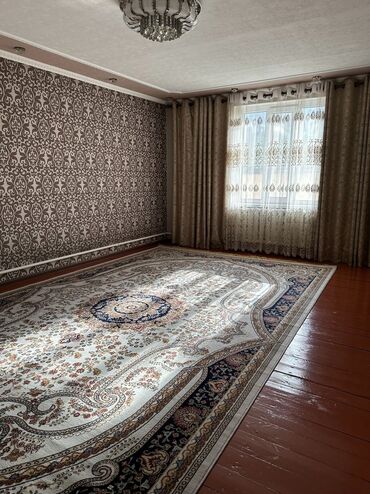 Долгосрочная аренда квартир: 50 м², 2 комнаты, Парковка, Забор, огорожен