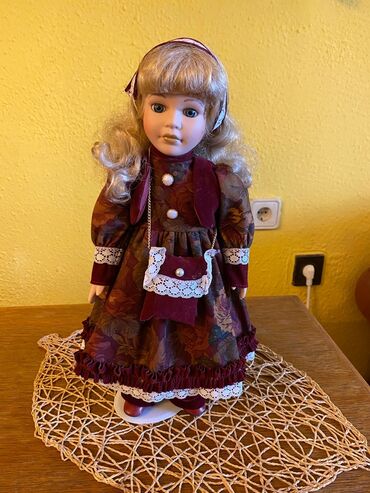 Figurice i makete: Kolekcija porcelanskih lutki – set od 3 komada - Lutka 1: Visoka — 1