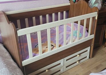 Oğlan və qız üçün, İşlənmiş, Çarpayı, Matras ilə, Siyirməli