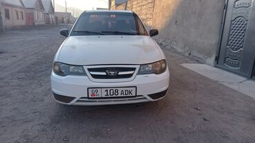 Daewoo: Daewoo Nexia: 2010 г., 1.5 л, Механика, Бензин, Седан