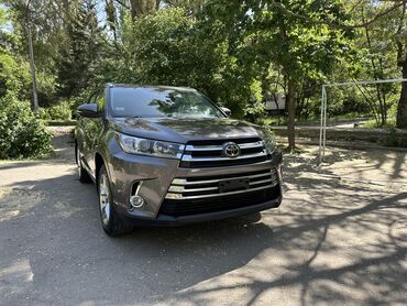 Toyota: Toyota Highlander: 2018 г., 3.5 л, Типтроник, Бензин, Внедорожник