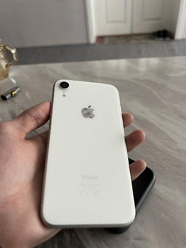 Apple iPhone: IPhone Xr, 64 ГБ, Белый, Чехол — 4