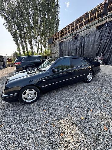 шильдик amg: Mercedes-Benz E-Class: 1999 г., 2.4 л, Кол менен иштөөчү, Бензин, Седан — 5