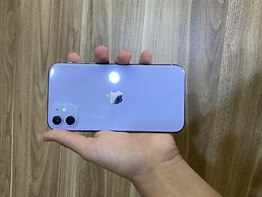 Apple iPhone: IPhone 11 — 8