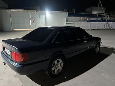 а 8: Audi A6: 1995 г., 2.6 л, Автомат, Бензин, Седан — 4