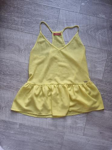 armani code: GUESS žuti top na bretele, kao nov - Model: ženski top sa tankim — 1