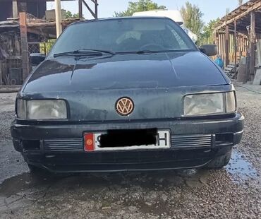 капот королла: Volkswagen Passat: 1992 г., Седан