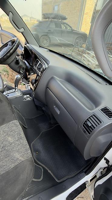 Kia: Kia BONGO: 2018 г., 2.5 л, Автомат, Дизель — 10