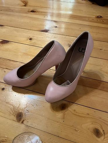 Məhsul: Qadın klassik tufli cütü - Rəng: Açıq çəhrayı/pastel pink -