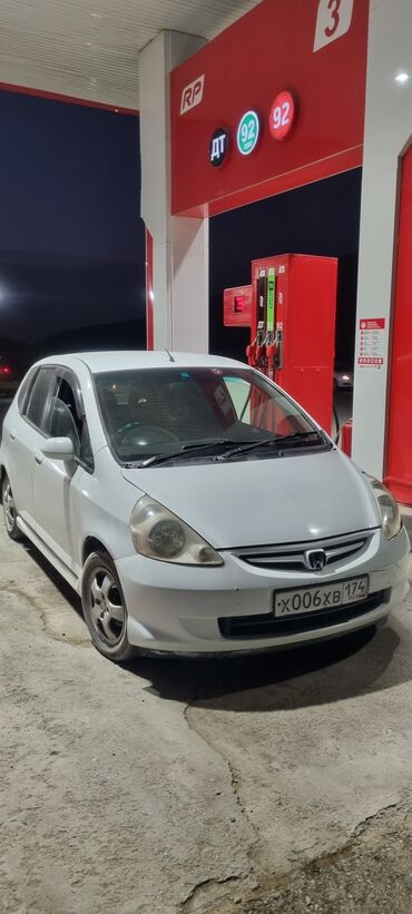 мотор от фит: Honda Fit: 2002 г., 1.5 л, Автоматтык, Бензин, Хетчбек
