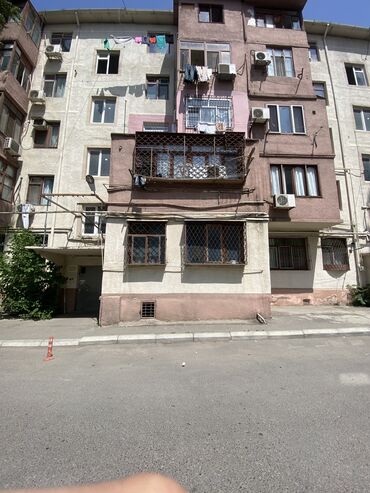 elektromobil satilir: Nəsimi rayonu 3-cü mikrorayon Rəşid Məmmədov 5 ünvanında 45 kvadrat