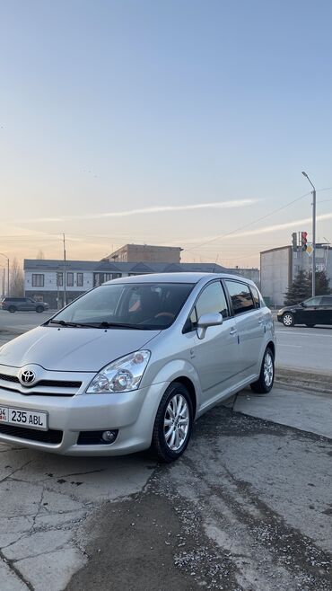 тоёта превия: Toyota Corolla Verso: 2004 г., 1.8 л, Механика, Бензин