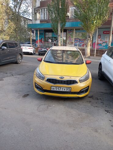 авто парк бишкек: Kia Ceed: 2017 г., 1.6 л, Автоматтык, Бензин, Универсал