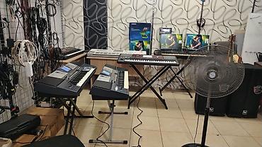 pul aliram: KORG Pa-700 QT Oriental versiya satilir. U-pakovka aletdir. 1 il — 10