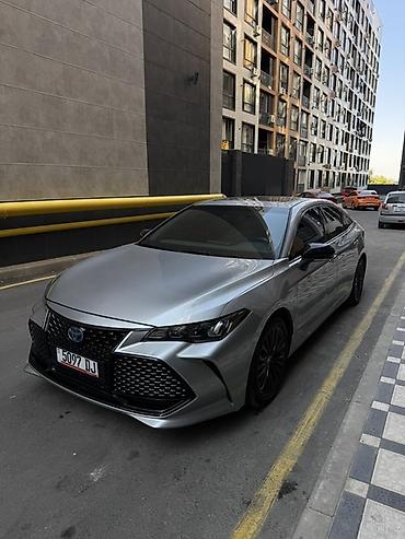 byd pro: Toyota Avalon: 2020 г., 2.5 л, Вариатор, Гибрид, Седан — 1