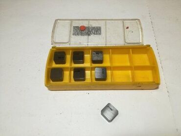 Strugarski noževi: Strugarske pločice 13x13mm keramičke Kennametal Strugarske plocice — 8