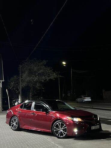 мотор на виндом: Toyota Camry: 2018 г., 2.5 л, Автомат, Бензин, Седан