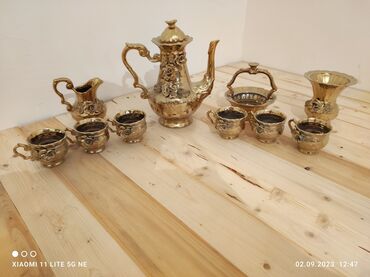 qədimi serviz: Çay dəsti, rəng - Sarı